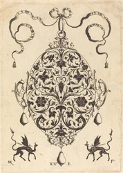Grand pendentif, ovale vertical avec ornement floral