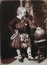 Jeune Écossais en kilt