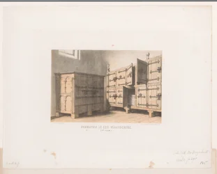 Armoires, 12e siècle (Schrijnen dans une garde-robe, 12e siècle)
