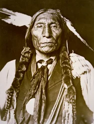 Wolf Robe (né en 1841), 1909