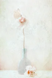 Fleur délicate en forme de papillon