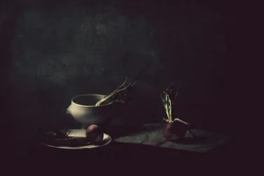 Nature morte aux radis rustiques