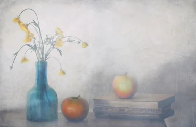 Fleurs sereines, Pommes, Livres