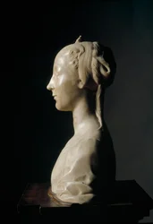 Buste de jeune femme