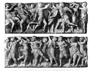 Panneau de Putti dansant, de la Cantoria, de la Galerie de Chant du Duomo (marbre)