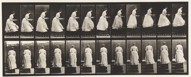 Planche 95. Montée des escaliers, une bassine dans les mains, 1885
