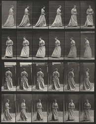 Planche numéro 48. Marcher et se retourner avec un bouquet dans les deux mains