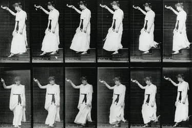 Femme descendant un escalier, 1887, illustration de 