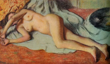 Baigneuse allongée sur le sol, vers 1885