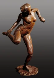 Danseuse tenant son pied, sculpture par Edgar Degas
