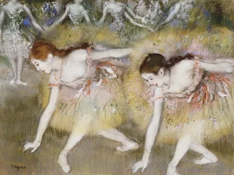Danseurs se penchant