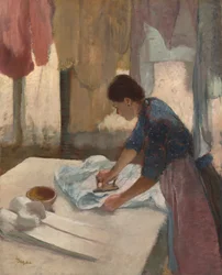 Femme repassant