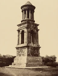[Monument]