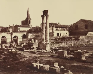 Théâtre romain à Arles