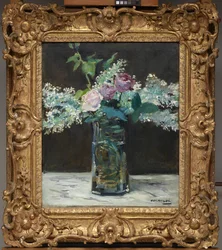 Vase de lilas blancs et de roses