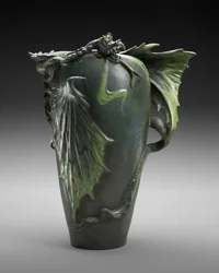 Vase "Dragon", Riessner, Stellmacher & Kessel, c. 1900