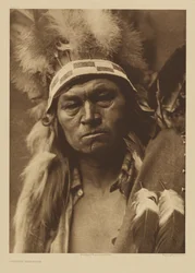 [Un guerrier Liksiyu]