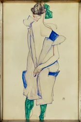 Fillette debout avec une robe bleue et des bas verts, vue de dos (gouache, watercolour  pencil)