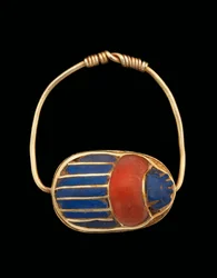 Bague scarabée, Moyen Empire
