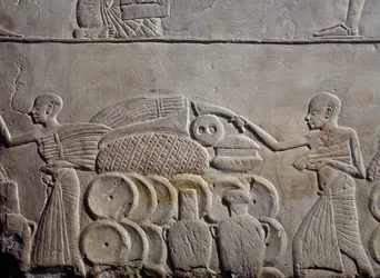 Disposition des aliments dans les entrepôts, relief en calcaire, de la tombe memphite d