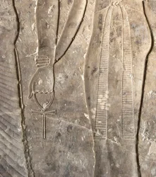 Antiquité égyptienne : hiéroglyphes Ankh. Tombe de Kherouef (TT192) (18e dynastie)