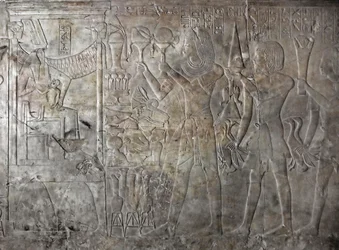 Antiquité égyptienne: relief de la tombe de Kha em Het