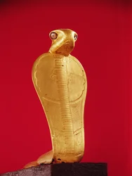 Figure du cobra Netjer-Ankh, tirée de la tombe de Toutankhamon (vers 1370-1352 av. J.-C.) Nouveau Royaume