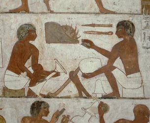 Orfèvres ciselant leurs produits (peinture murale)
