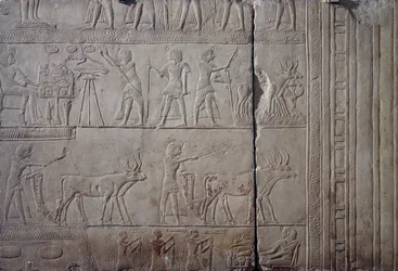 Pharaon Horemheb, représenté en train de travailler dans les champs d