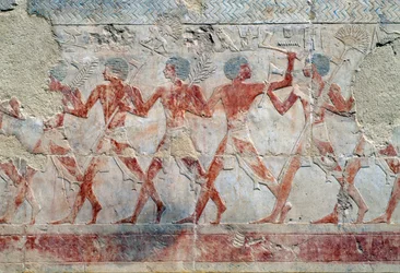 Scène de procession, mur est, cour supérieure, Temple funéraire de Hatchepsout, Deir el-Bahari, Nécropole thébaine (Liste du patrimoine mondial de l