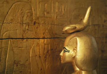 Statue de Selkis ou Serket protégeant le coffre des vases canopes, Trésor de Toutankhamon