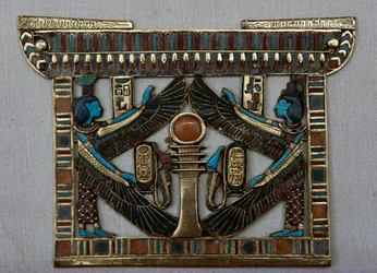 Plastron en forme de temple, Trésor de Toutankhamon, Égypte, civilisation égyptienne, Nouvel Empire, XVIIIe dynastie