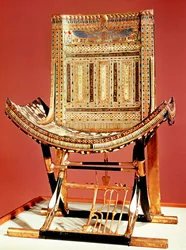 Le trône ecclésiastique du pharaon, provenant de la tombe de Toutânkhamon (vers 1370-52 av. J.-C.), Nouvel Empire