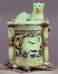 Pot à onguent avec une figure du roi en lion, de la tombe de Toutankhamon (c.1370-52 av. J.-C.) Nouvel Empire (albâtre peint)