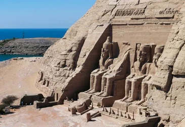 Façade du temple de Ramsès II, Abou Simbel, Égypte, Nouvel Empire, XIXe dynastie