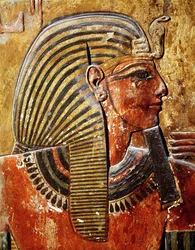 La tête de Séthi Ier (r.1294-1279 av. J.-C.) de la tombe de Séthi, Nouvel Empire
