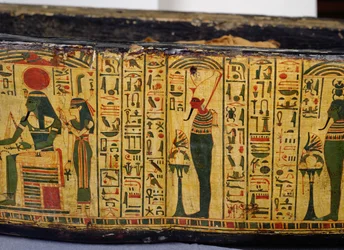 Détail de la base extérieure du cercueil de la momie de Nesyamun, probablement trouvé à Deir el-Bahari, Nouvel Empire, vers 1100 av. J.-C. (bois peint)