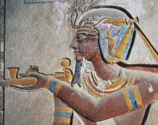 Égypte, Thèbes antique, Vallée des Rois, Relief peint du pharaon à la tombe de Ramsès VI