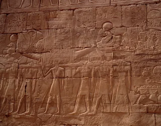 Antiquité égyptienne : bas-relief du temple de Karnak, Louxor, Égypte