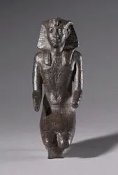Statuette de roi agenouillé, période gréco-romaine, 304-30 av. J.-C.