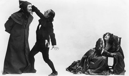 Julia Neilson, Fred Terry et Horace Hodges dans Le Mouron Rouge, vers 1905