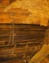 Table basse de style Art Nouveau, par Émile Gallé (1846-1904), détail avec la signature de Gallé, France, 20e siècle