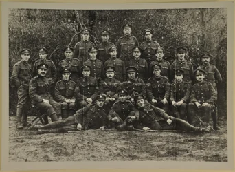 Portrait de groupe, possiblement la Leicester Royal Horse Artillery, 1914-15