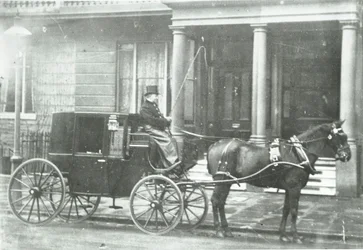 Fiacre à cheval, 1890