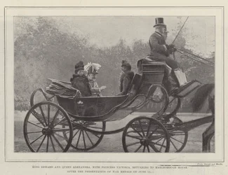 Le roi Édouard et la reine Alexandra, avec la princesse Victoria, retournant à Marlborough House après la présentation des médailles de guerre le 12 juin