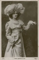 Mlle Gabrielle Ray