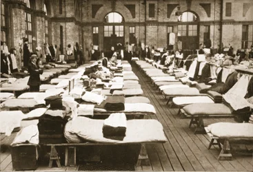 Hébergement : La petite salle, Alexandra Palace, illustration de Prisonniers allemands en Grande-Bretagne