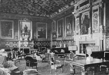 Le salon de dessin de Jacques Ier, Hatfield House, publié dans The Graphic, 19 juillet 1902