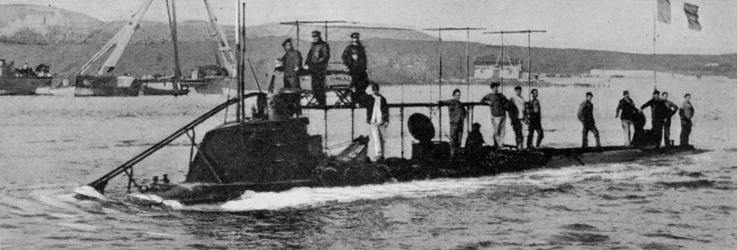 Le Lutin perdu : le sous-marin français quittant le port de Bizerta pour son dernier voyage, publié dans The Graphic, 27 octobre 1906