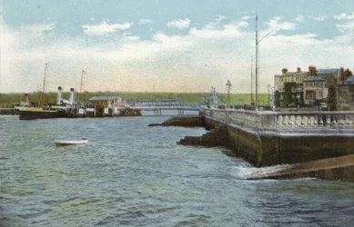 Le Quai, Cowes
